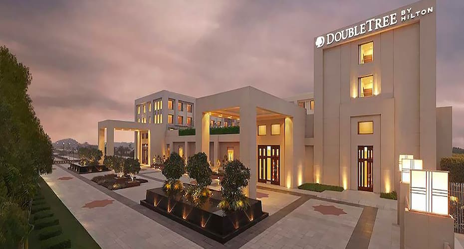 Doubletree By Hilton Hotel Agra Agra Price, Reviews, Photos & Address